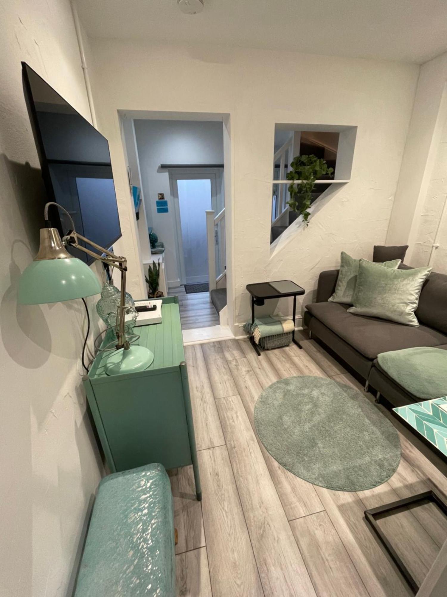 Studio Tavros Bristol Dış mekan fotoğraf